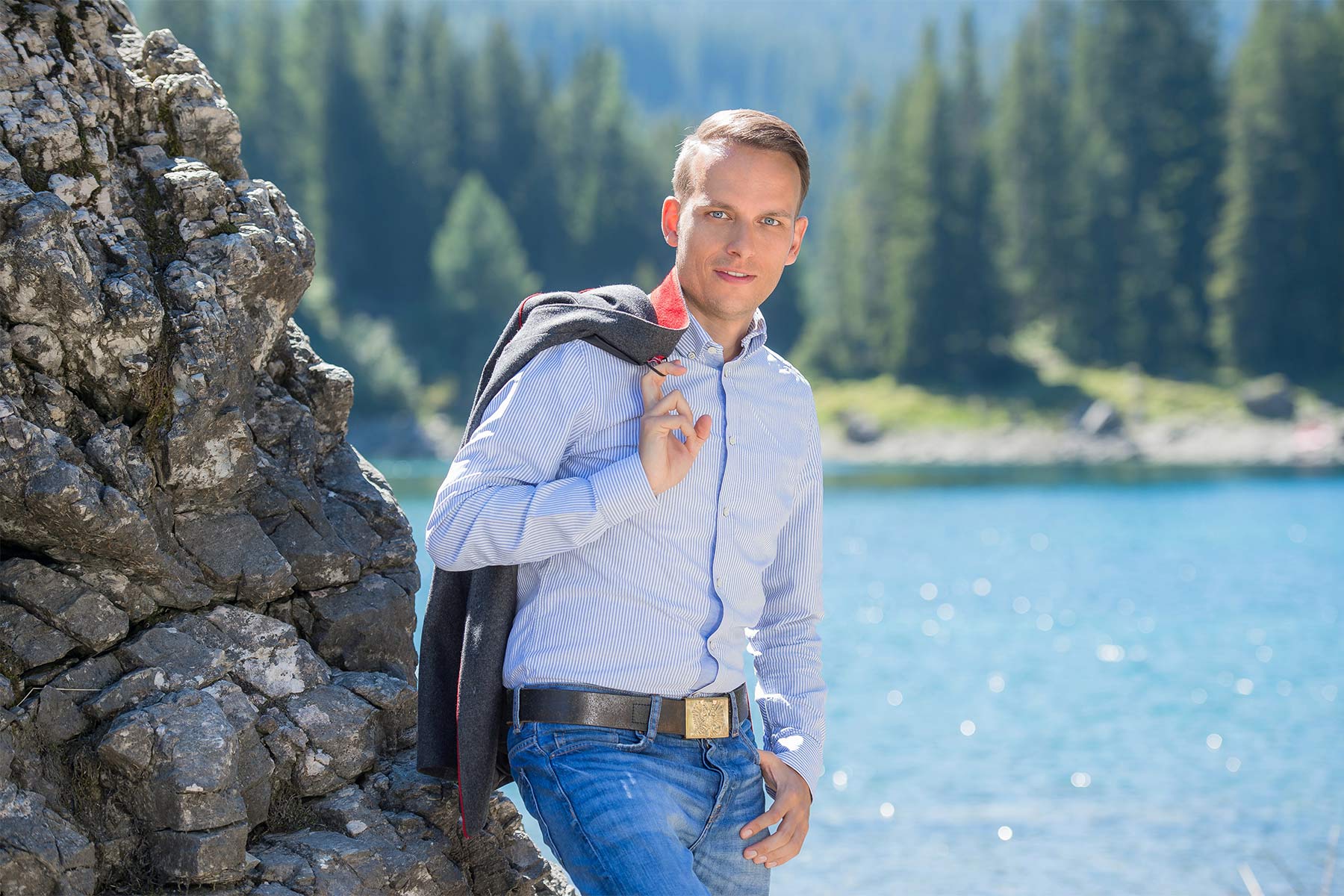 Erfolg im Landtag für Studenten:Österreichische Studientitel zukünftig auch in Süd-Tirol gültig.